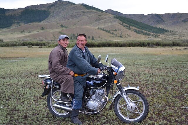 Motorradfahrer in der Mongolei