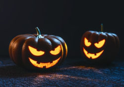 Gedanken zu: Von Kürbis-Fratzen und Luthers Thesen – wie passen Reformationstag und Halloween zusammen, Herr Pfarrer?