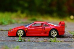 Wie funktioniert ein Ferrari-Reisesegen? Offener Brief an Pfarrer Christian Schmitt (Fulda)