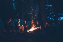 Gedanken zu: Impuls von Stadtpfarrer Stefan Buß: Am Lagerfeuer